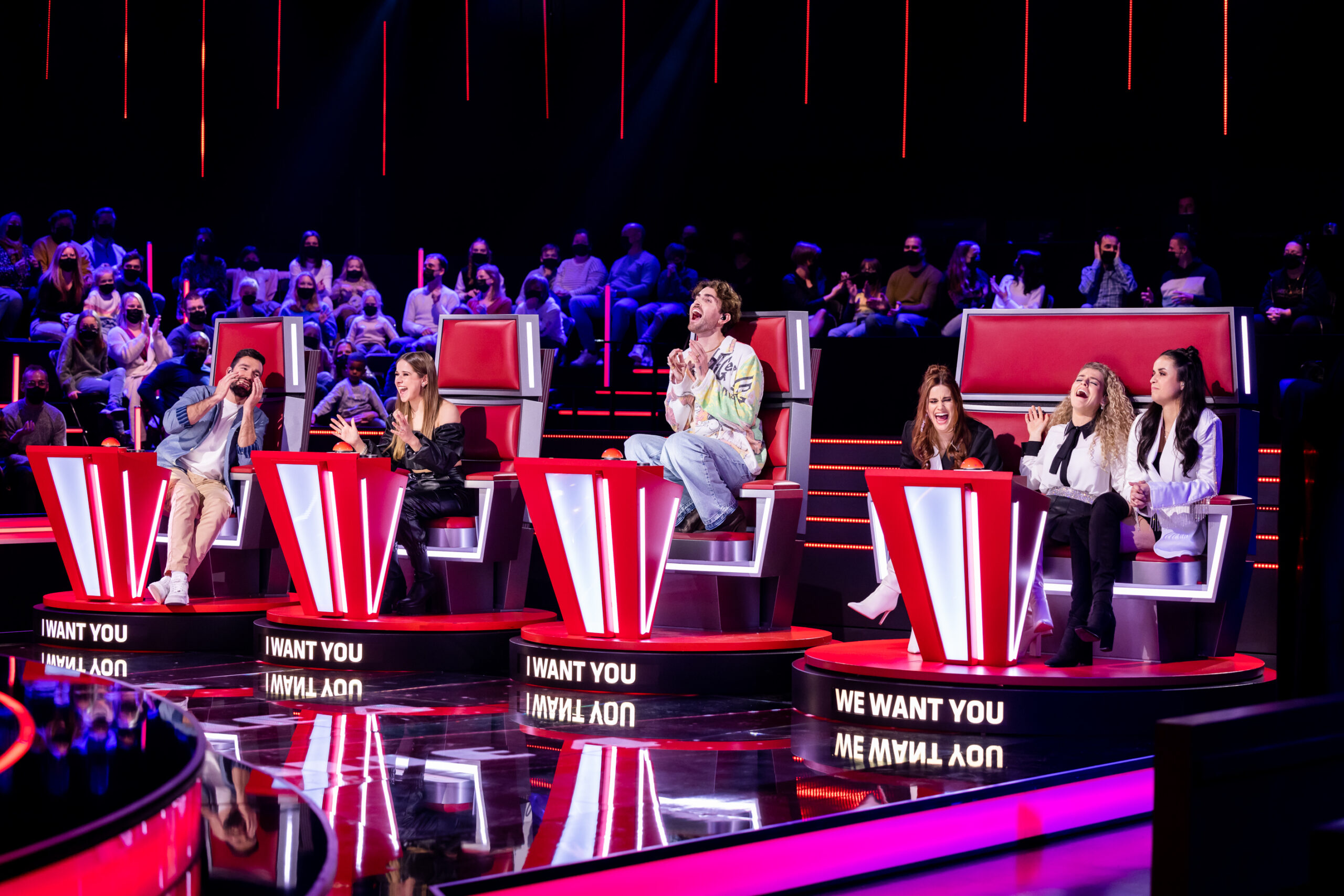 Metejoor, Laura Tesoro, Duncan Laurence en Hanne, Julia & Marthe (K3) in The Voice Kids - © DPG Media